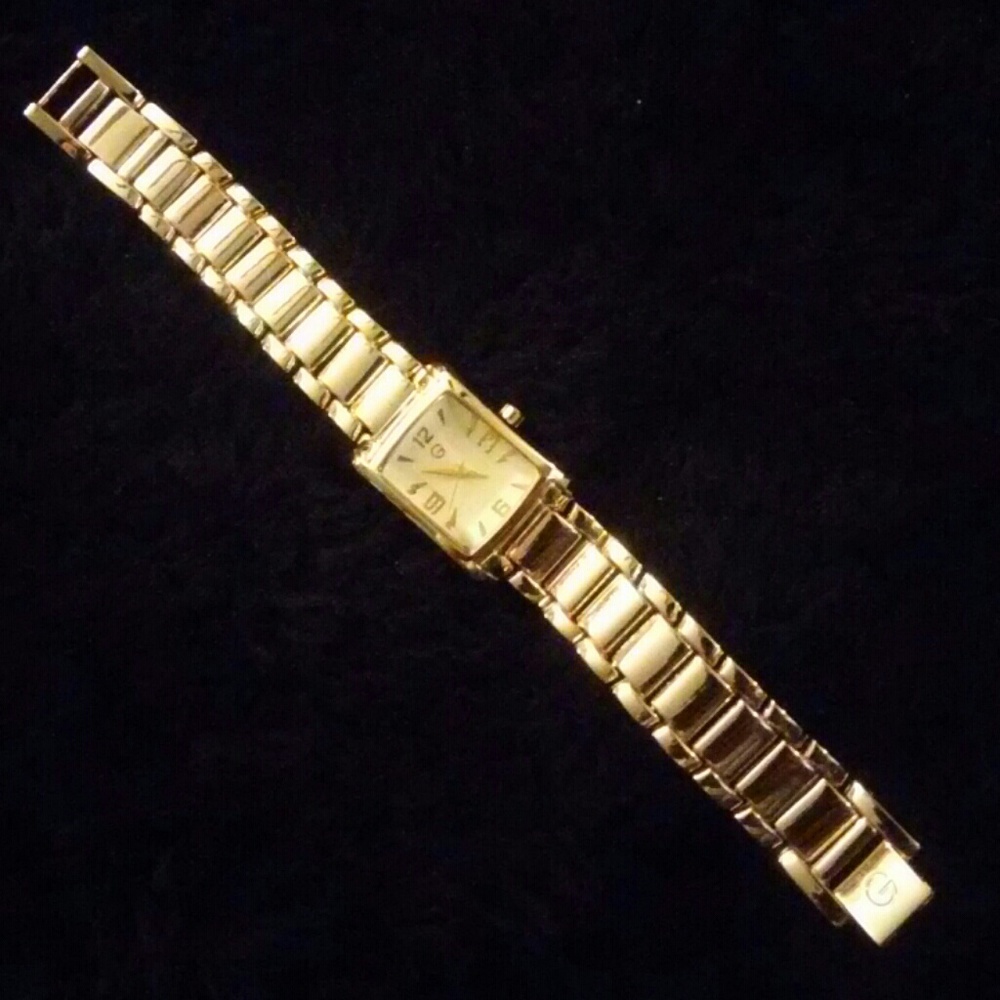 NWOT Gossip statement watch